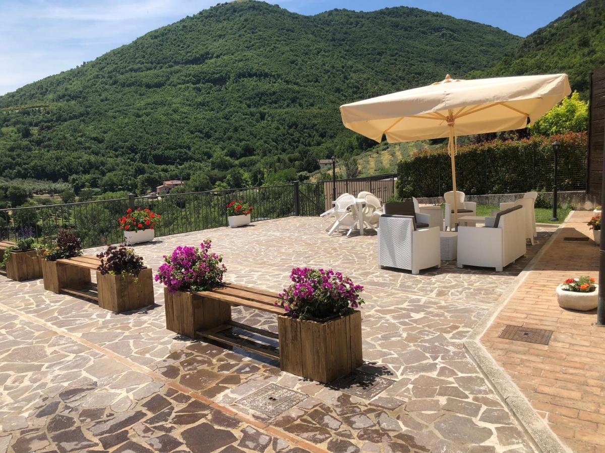 Casa Vacanze Vecchio Frantoio Residenza Leccino Spoleto Exteriör bild